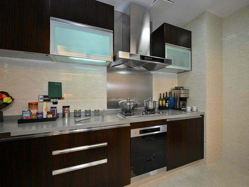 天津伸縮門維修常見故障，天津伸縮門的優(yōu)勢(shì)