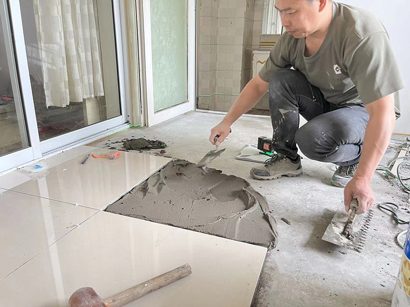 陽臺(tái)地面清理