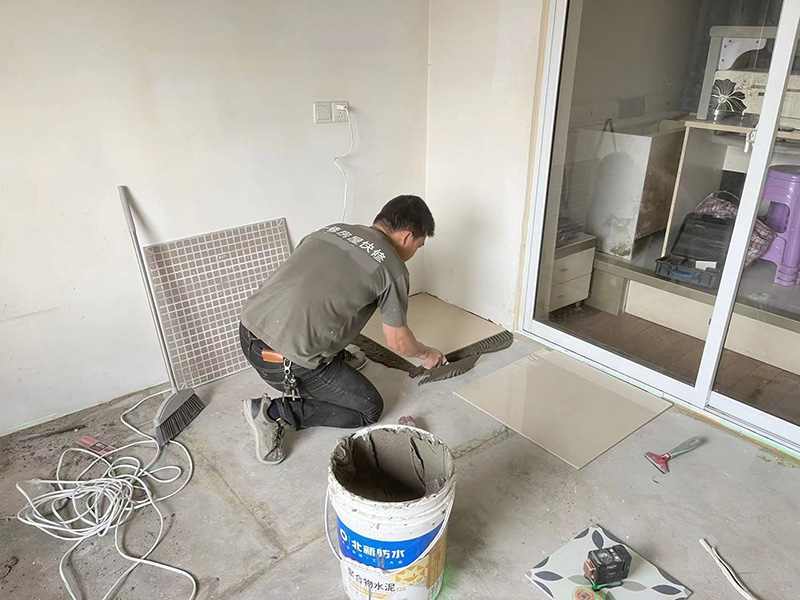陽臺(tái)地面清理