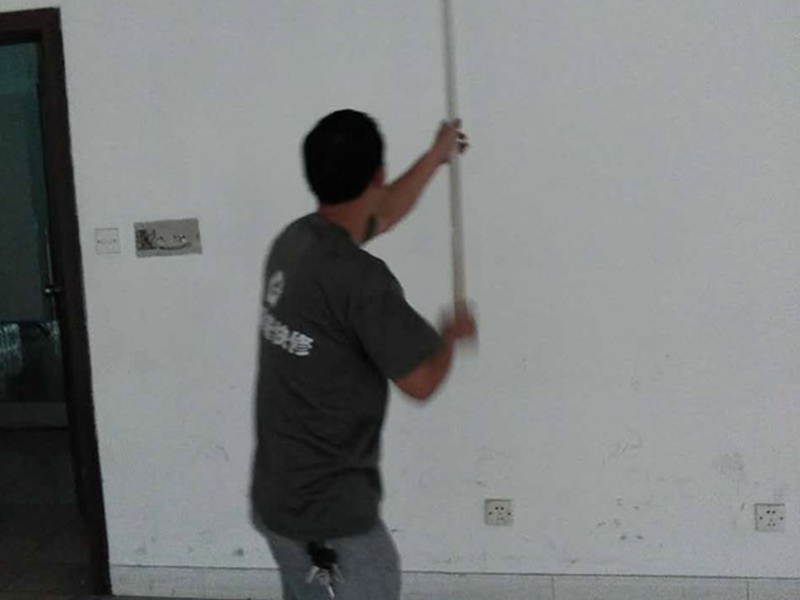 毛坯房自己動(dòng)手裝修,毛坯房簡(jiǎn)單裝修下1、2萬(wàn)夠嗎？85平方