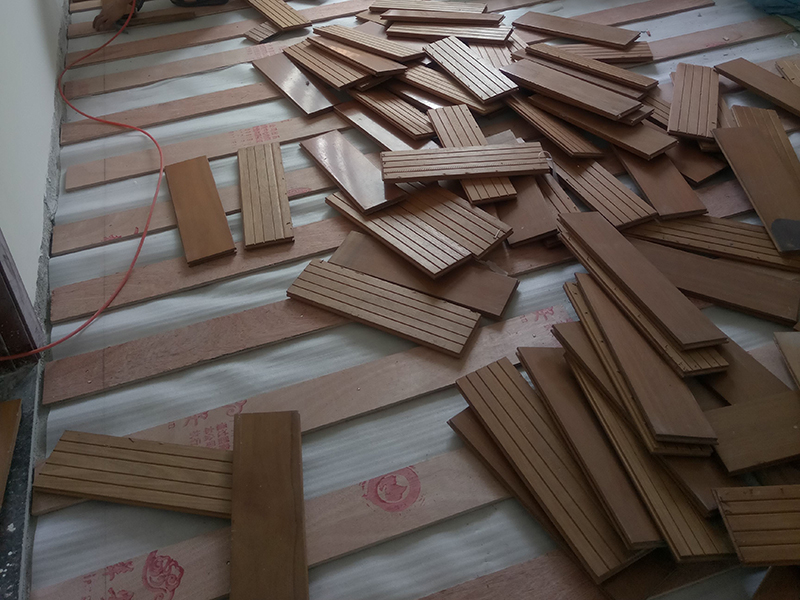 木地板裂縫怎么辦，超級(jí)有效的三種修補(bǔ)辦法推薦給大家