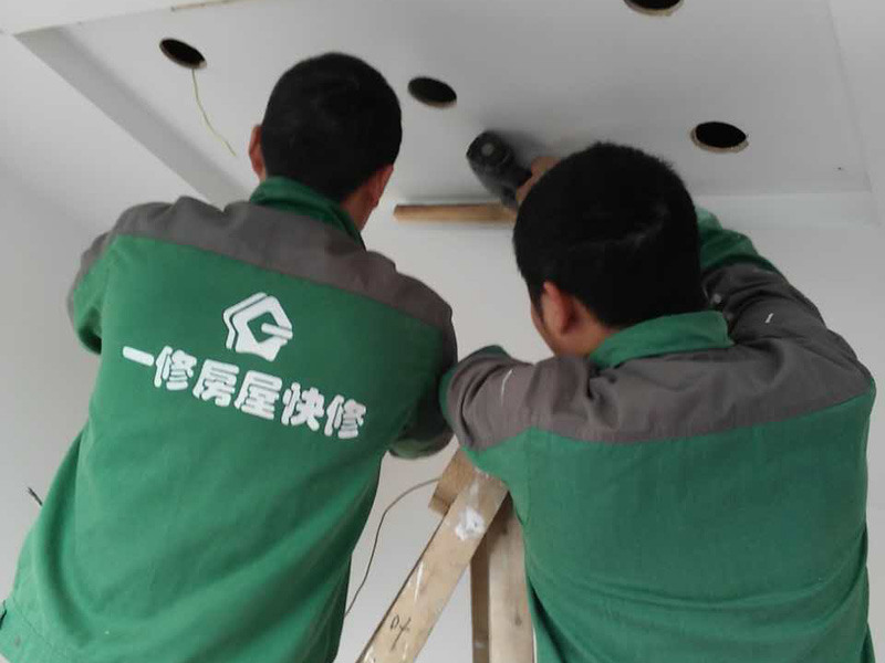 兩室一廳清水房裝修,兩室一廳的房子要裝修，應該怎么裝修啊