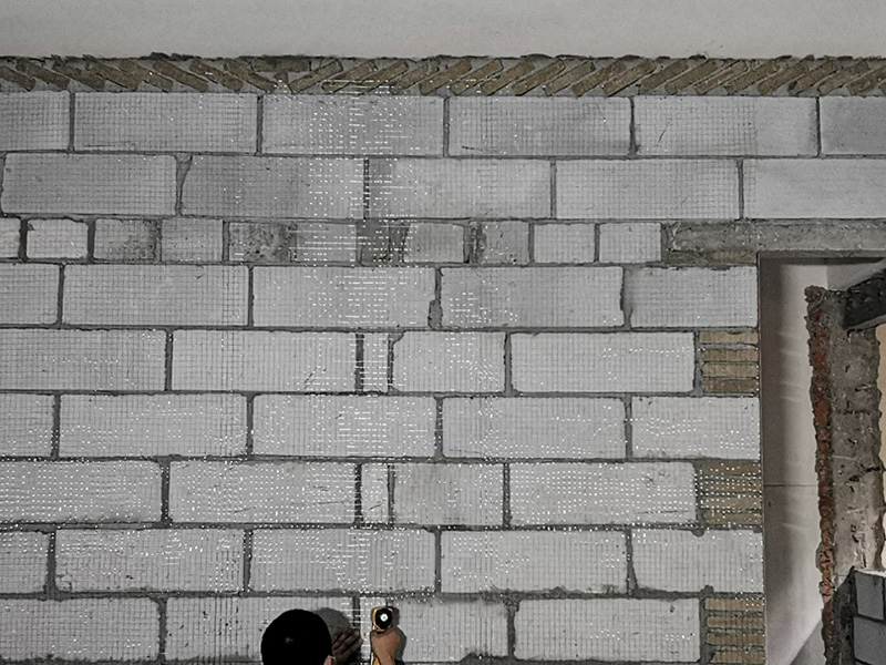 墻面掛網刮膩子