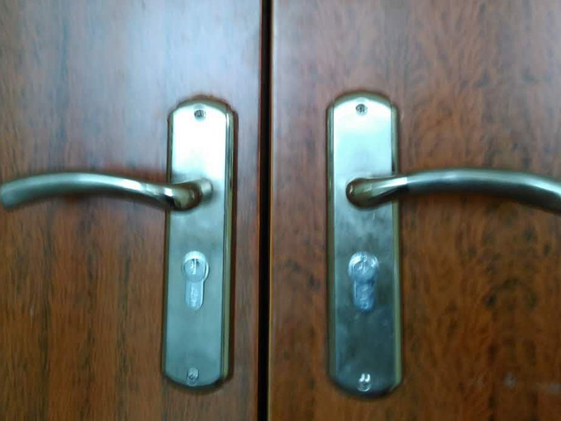 窗戶維修公司,鋁合金門窗維修有哪些注意事項(xiàng)