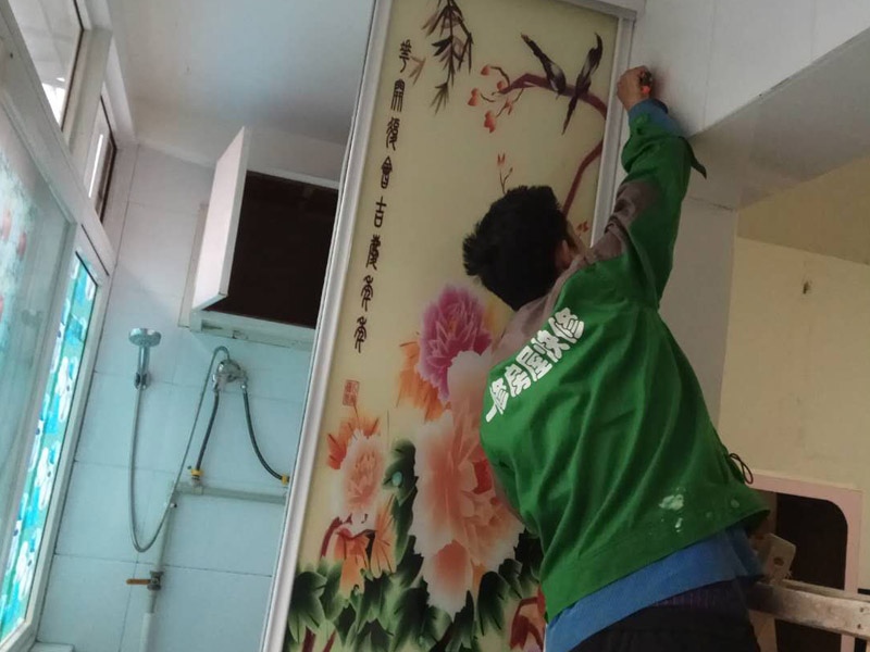 天津房頂漏水可以自己修補嗎，天津房頂漏水維修價格