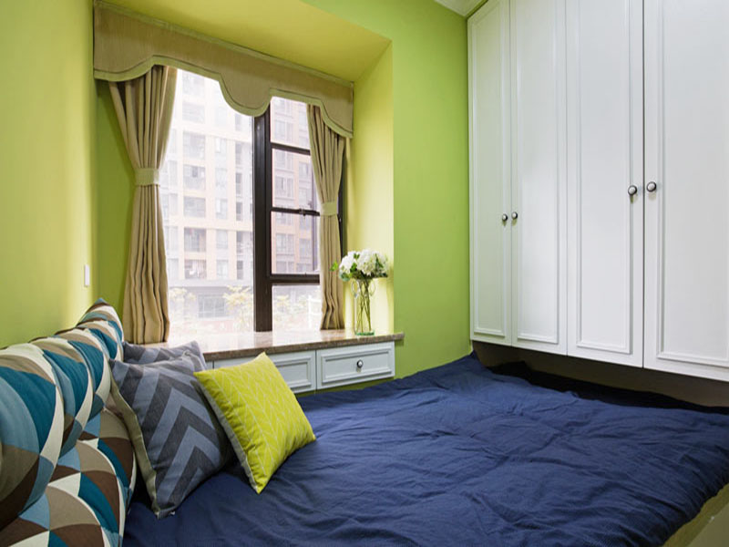 西安臥室刷漆什么顏色好，西安臥室刷漆好還是壁紙好