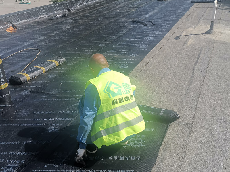 裝修后出現(xiàn)漏水問題怎么辦，專業(yè)重慶裝修公司通常這樣處理