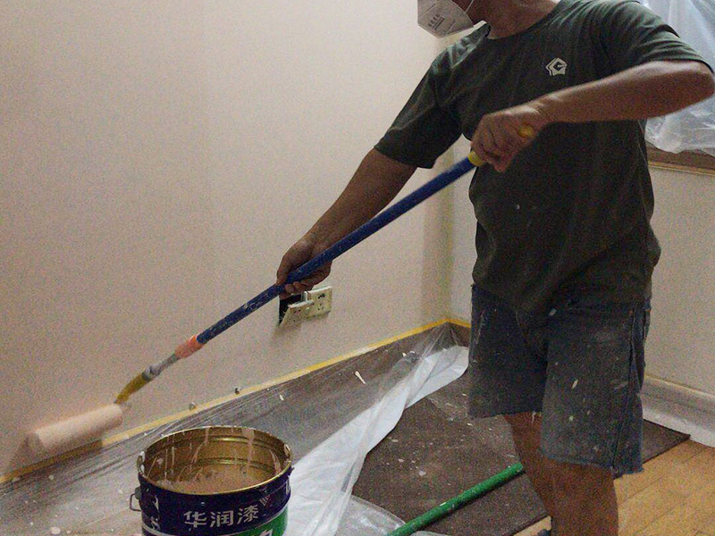 西安刷漆公司都是如何刷墻固的，只有專業(yè)的施工人員才知道