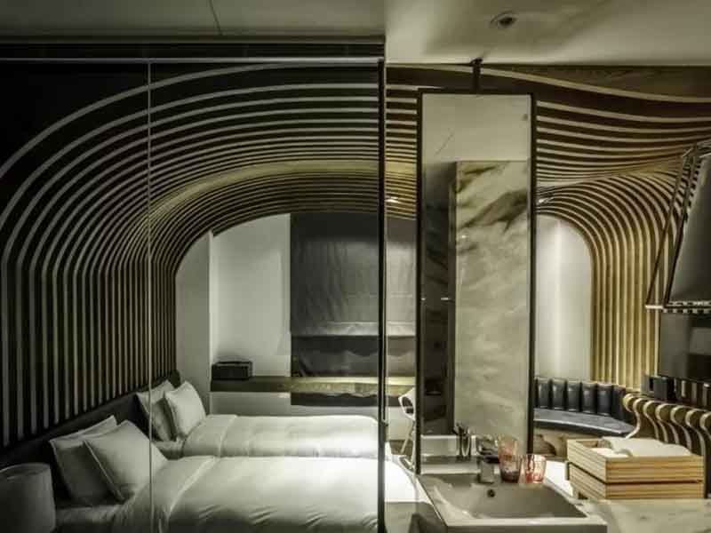 比混搭更個性化的風格，是超現實主義裝修