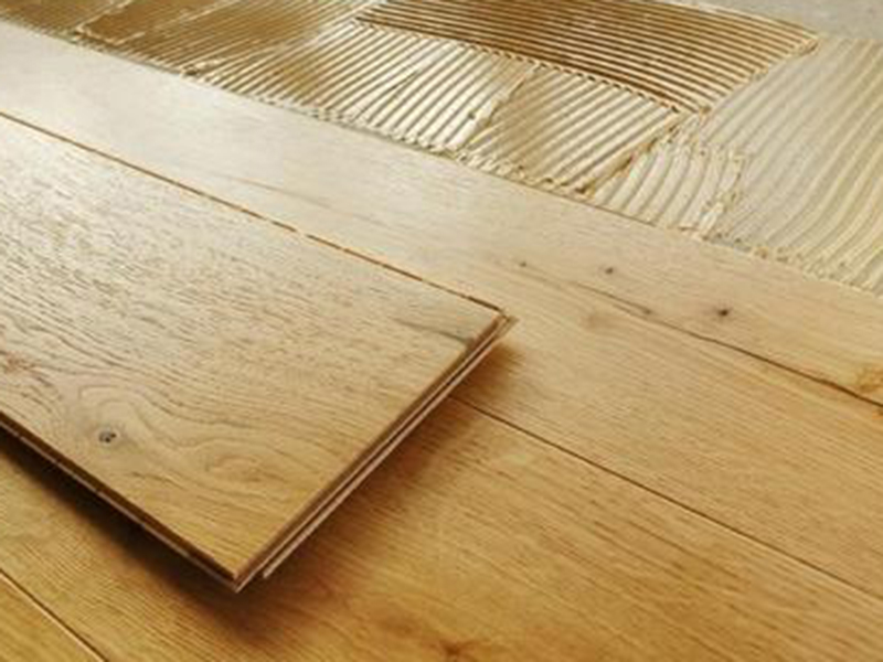  4個(gè)關(guān)于木地板裂縫修補(bǔ)的小竅門，總有一個(gè)適合你