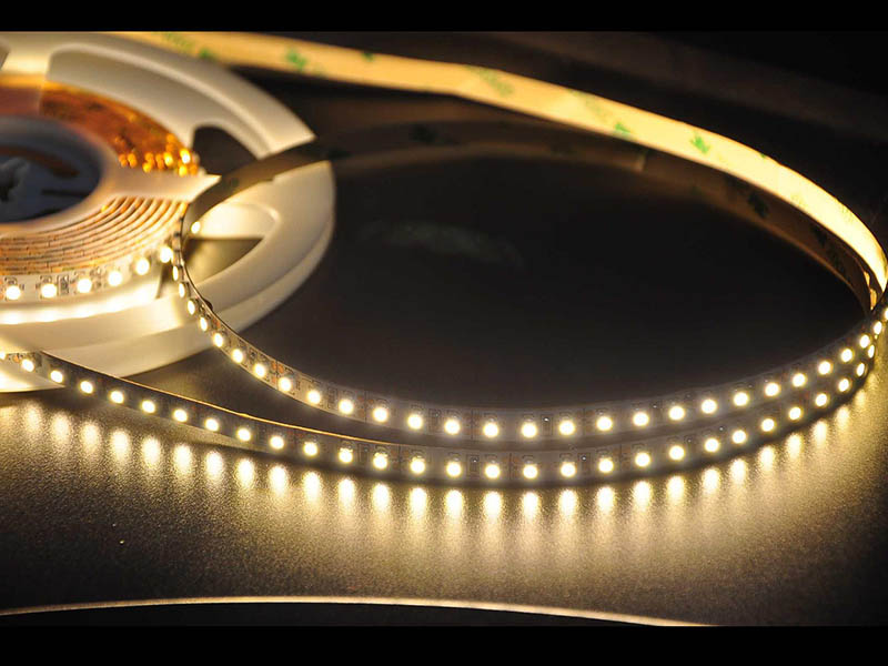 led燈帶不亮了怎么修，led燈帶一段亮一段不亮怎么辦