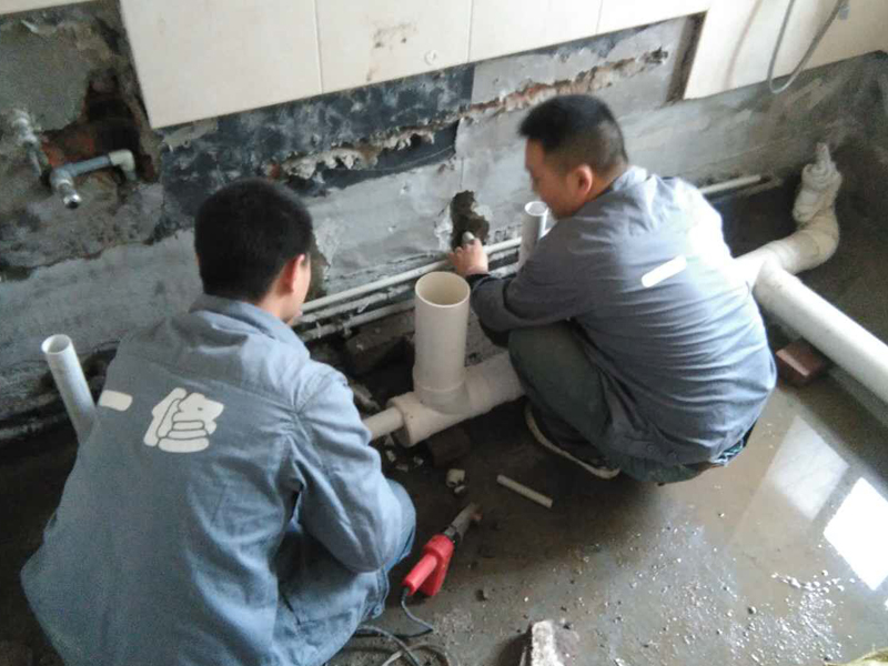安裝管道防水施工要點(diǎn)，安裝后增壓測試