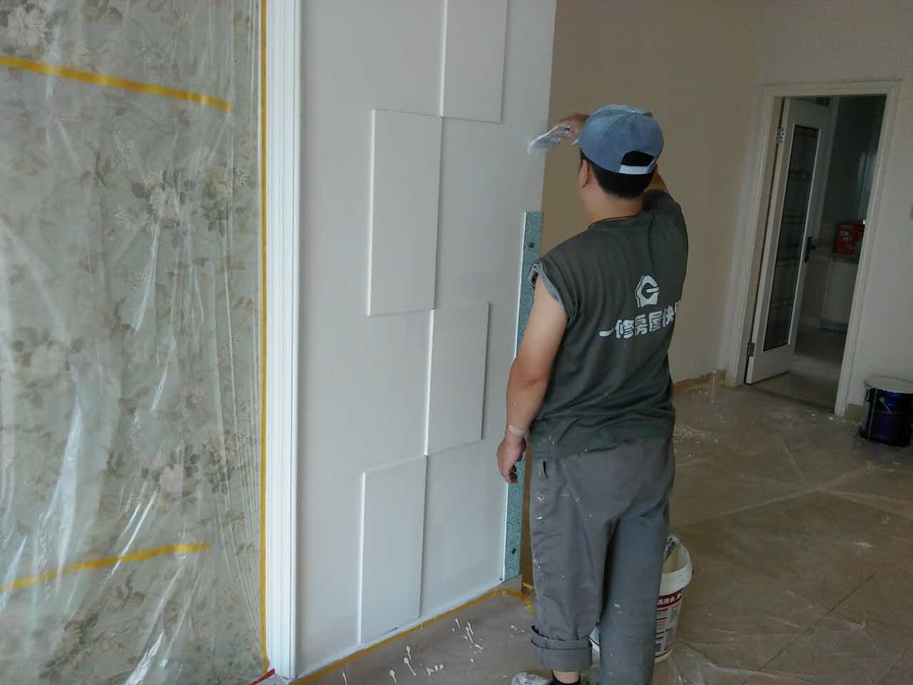 刷乳膠漆翻新的步驟是怎樣的？一修樓房