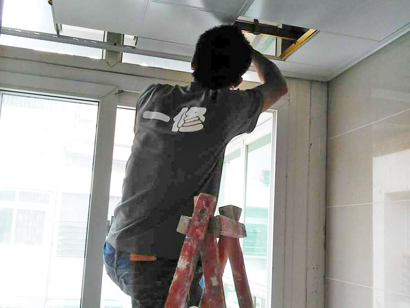 衛(wèi)生間浴霸怎么安裝，衛(wèi)生間浴霸安裝方