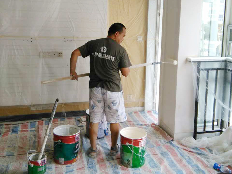 客廳墻面裝修講究多，客廳裝修后不對(duì)勁