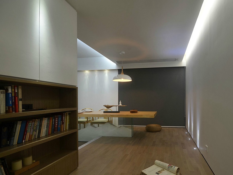 實(shí)木地板縫隙大怎么辦，正規(guī)平臺預(yù)約專