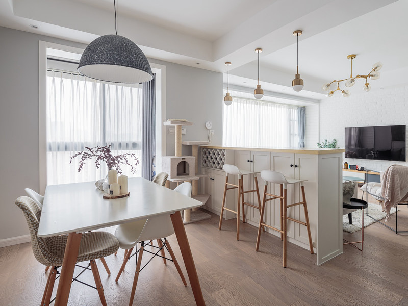 天津窗戶漏水找什么公司修補(bǔ)，UPVC