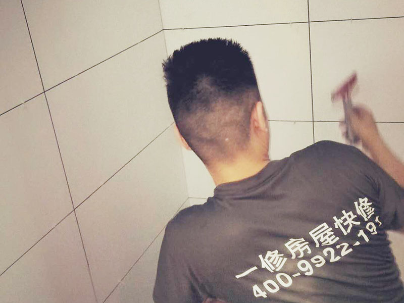 裝修入駐費(fèi)用多少錢(qián)，怎么在網(wǎng)上找到合