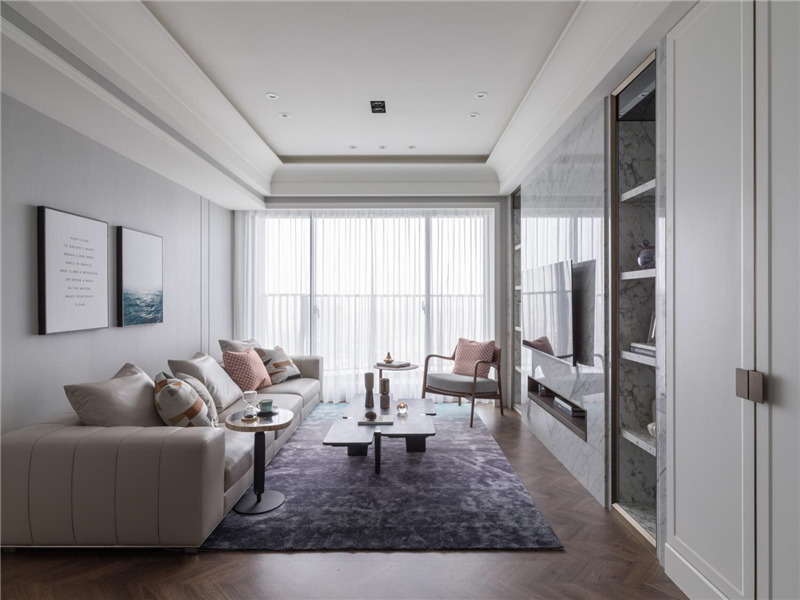 暴雨過(guò)后窗戶(hù)把手松動(dòng)，物業(yè)不會(huì)修理，