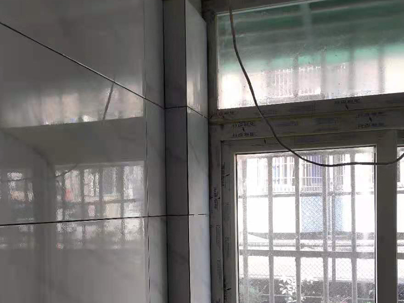 石家莊陽(yáng)臺(tái)安裝玻璃窗多少錢一平方？