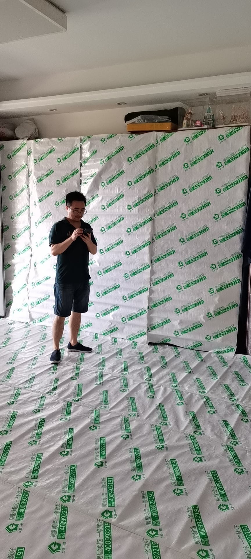 天津墻面舊墻紙翻新，怎么做才省事