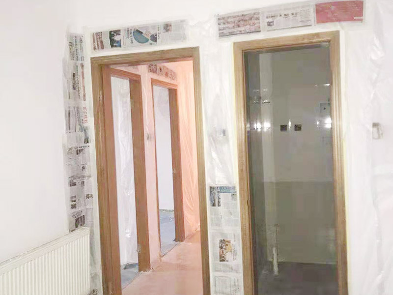 子母門小門插銷壞了怎么維修？