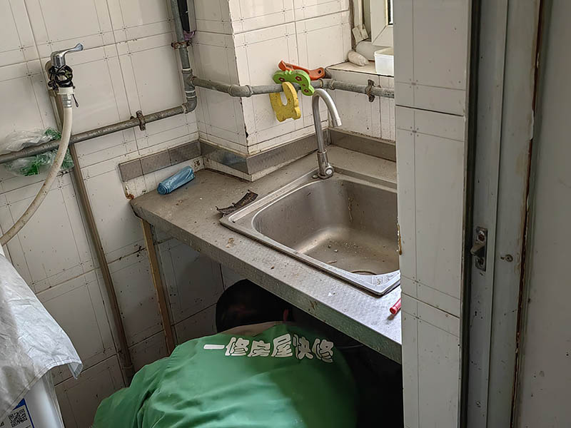 下水道水管滲漏怎么解決？4種原因及維