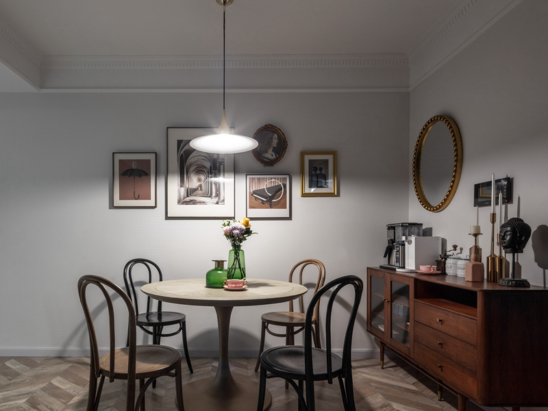 北歐輕奢復(fù)古風餐廳