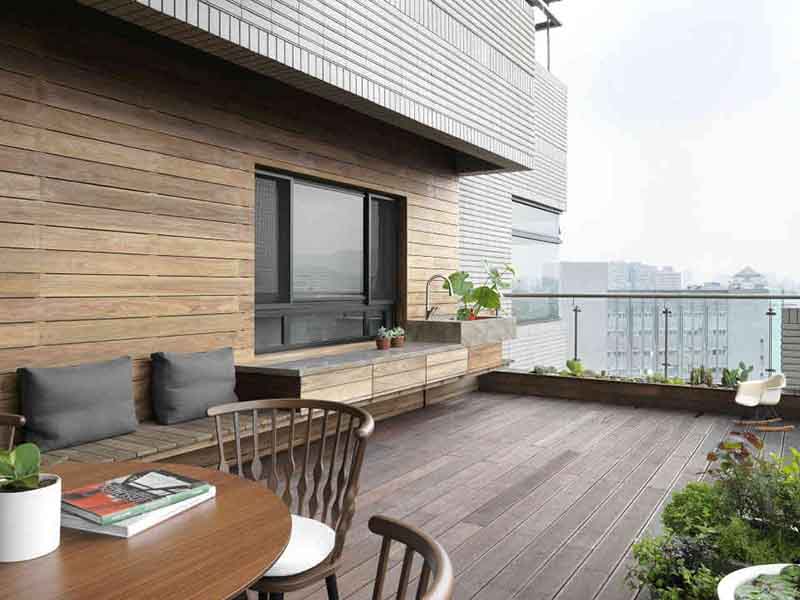 中山市沙溪古鎮(zhèn)國貿陽臺翻新裝修