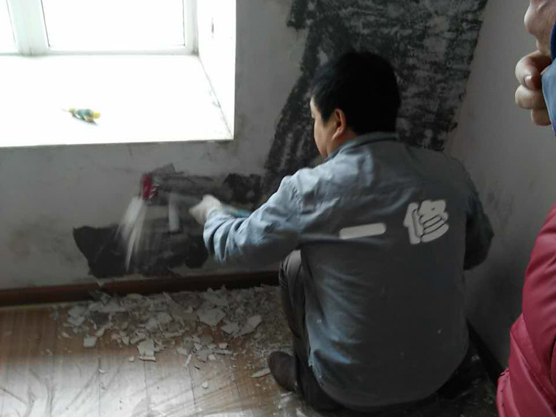 刮膩?zhàn)佣嗌馘X一平米？裝修油漆刮膩?zhàn)佣嗌馘X一個(gè)平方？