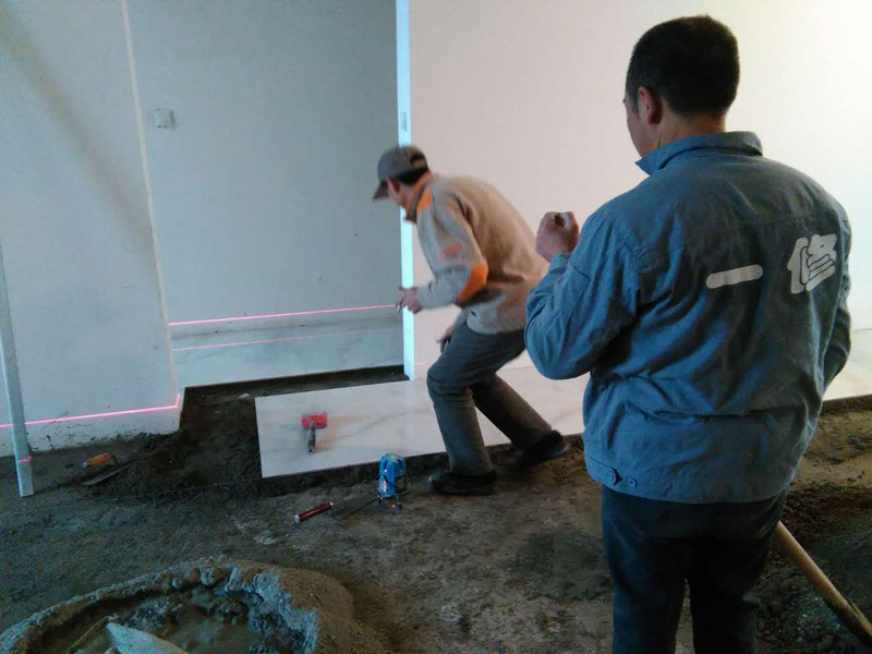 鋪瓷磚多少錢一平方米？鋪地磚一般要多少錢一平米?